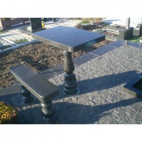 Гранитные столы и лавочки