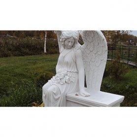 Мраморный памятник