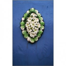 Венок с искусственными цветами №04