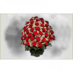 Корзина с живыми цветами №01